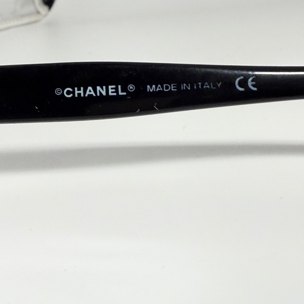 Chanel 5065 c.501/8G Small Sunglasses Black Square CC Logo Made in Italy - Picture 6 of 7